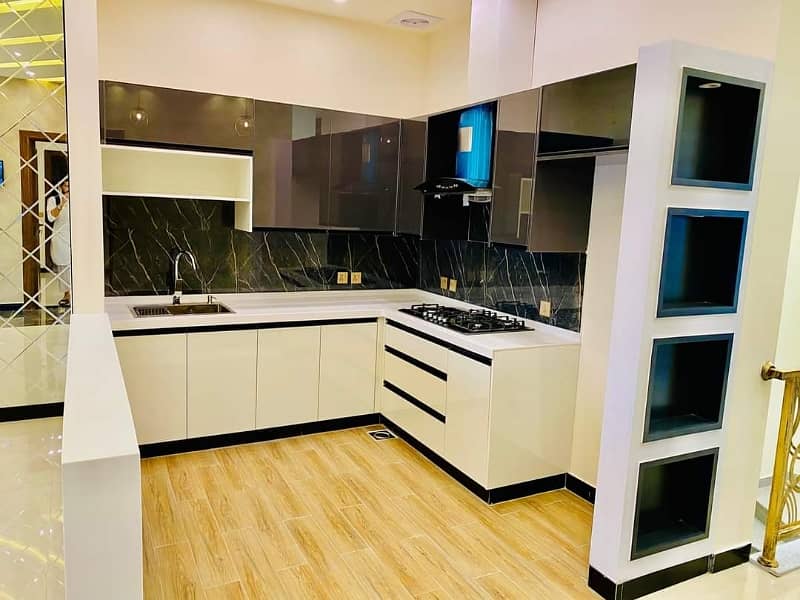 Luxury Upper Portion 2