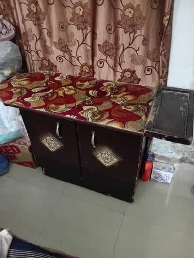 Iron stand with storage