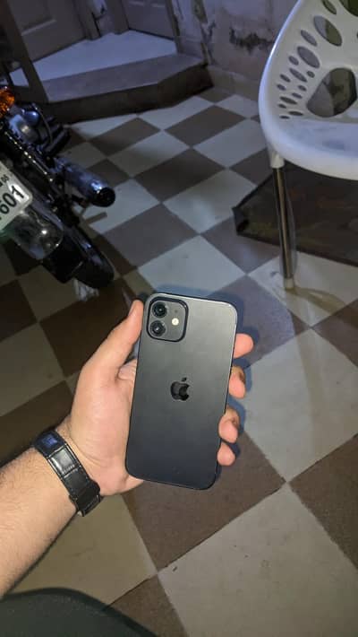 iphone 12 jv all ok no fulte no problem 10/10 neat and clean