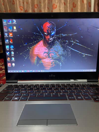 Fujitsu Lifebook U745