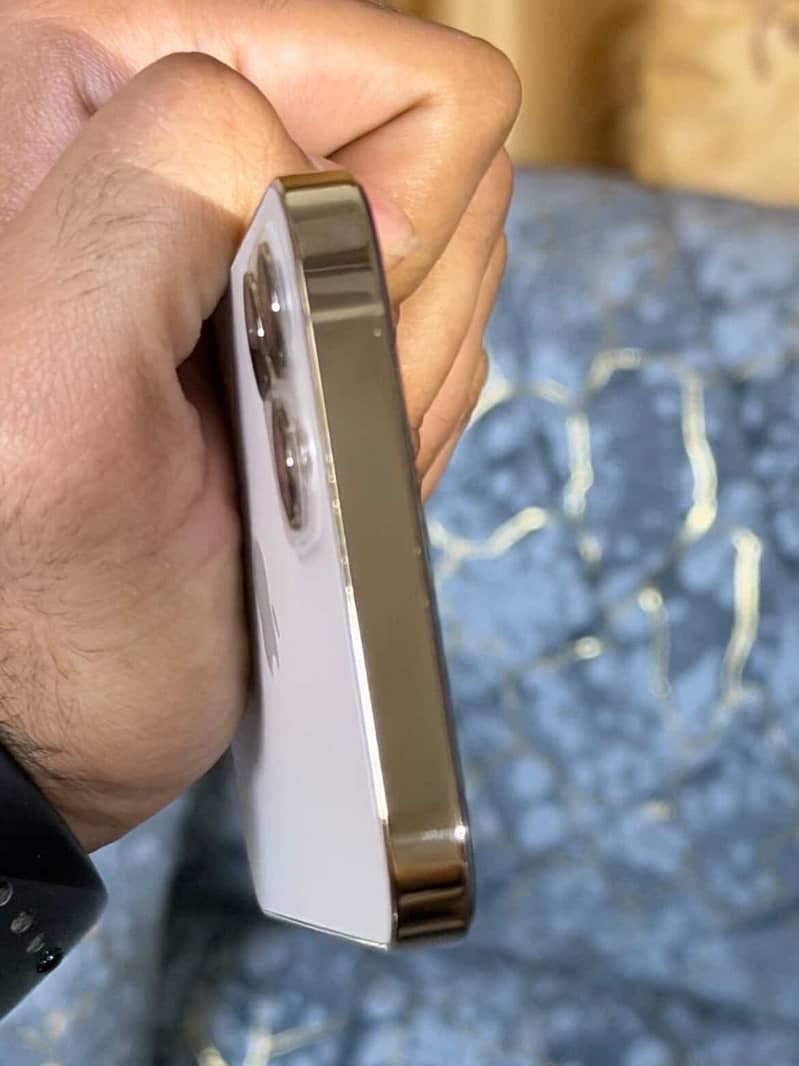 Iphone 12 pro 1