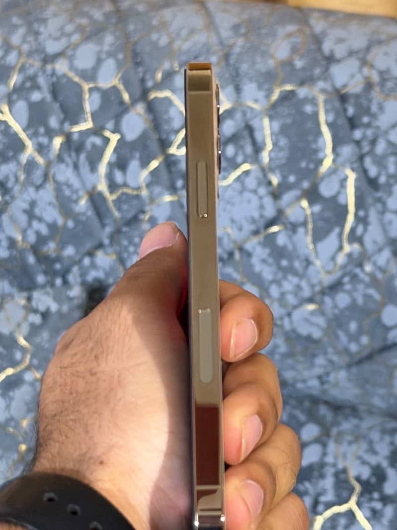 Iphone 12 pro 7