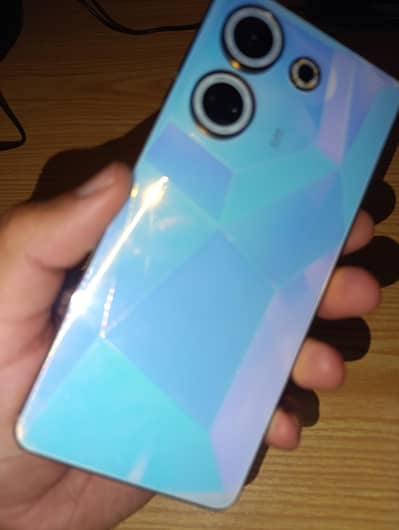 Tecno camon 20 8/256 gb