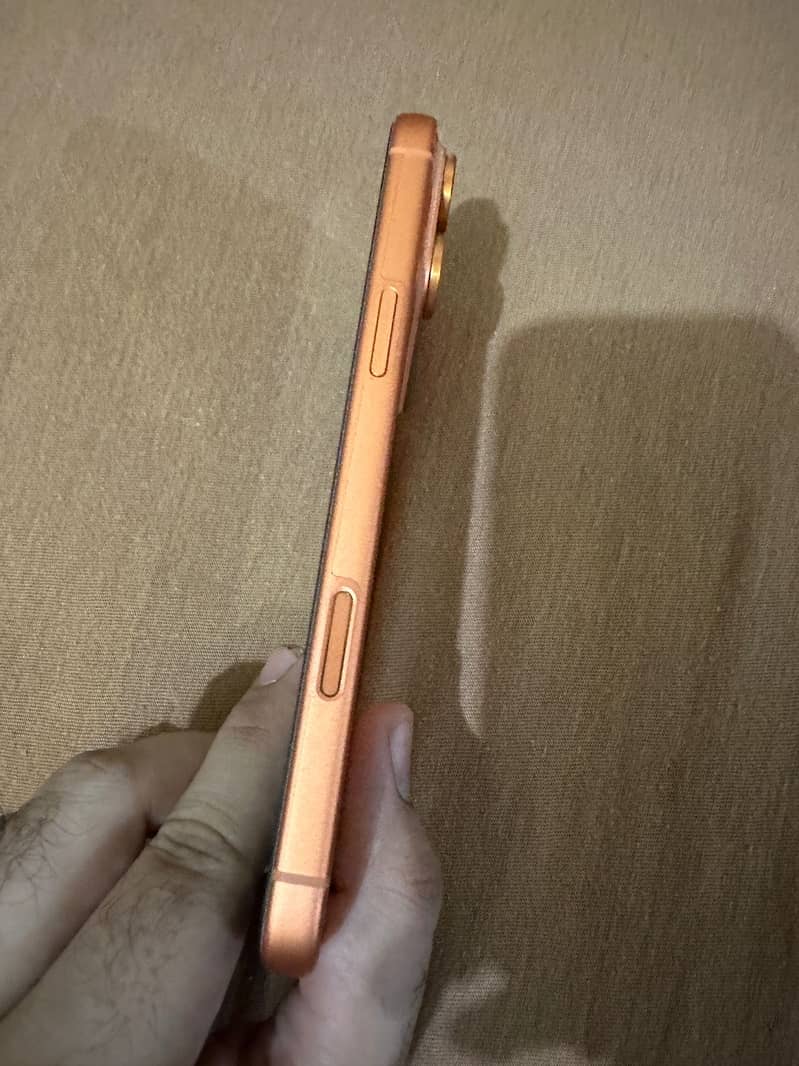 iPhone 17 pro max 0