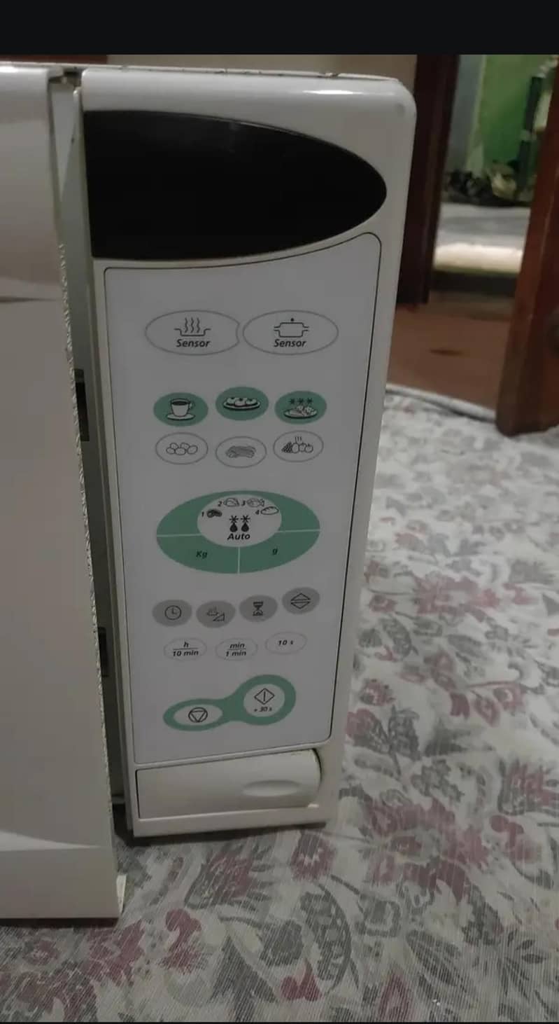 Full size microwave 1