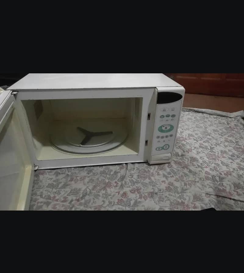 Full size microwave 3