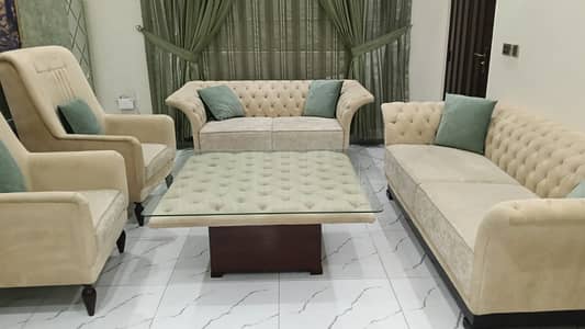 10 Marla House Full Furnished For Rant Secter C BahriaTowan Lahore