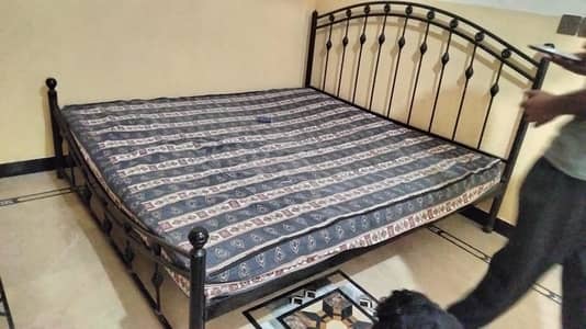 Iron bed