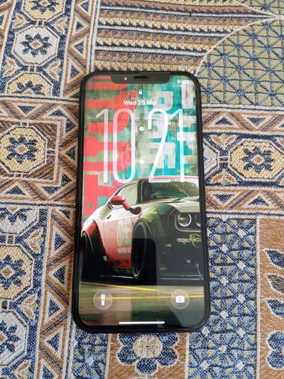 iPhone 12 lush condition