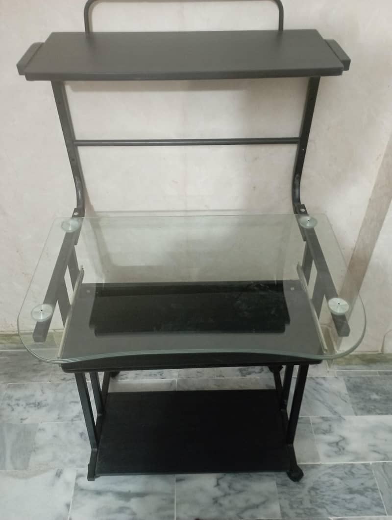 old style computer table 1