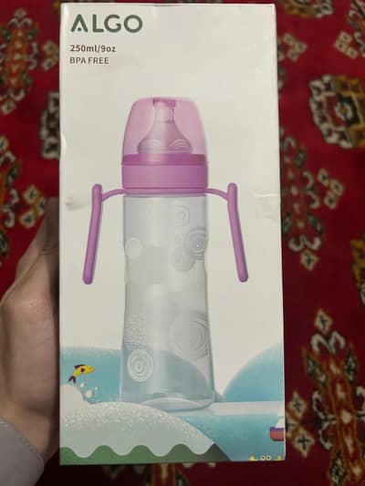 Baby feeder for sale new not used 2.5mm plastic no 03325998670