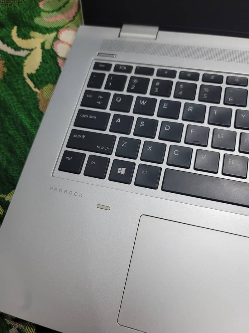 HP ProBook 3