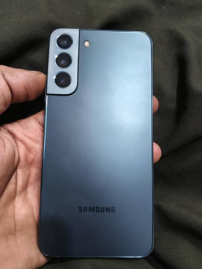 Samsung s22 plus  8/128