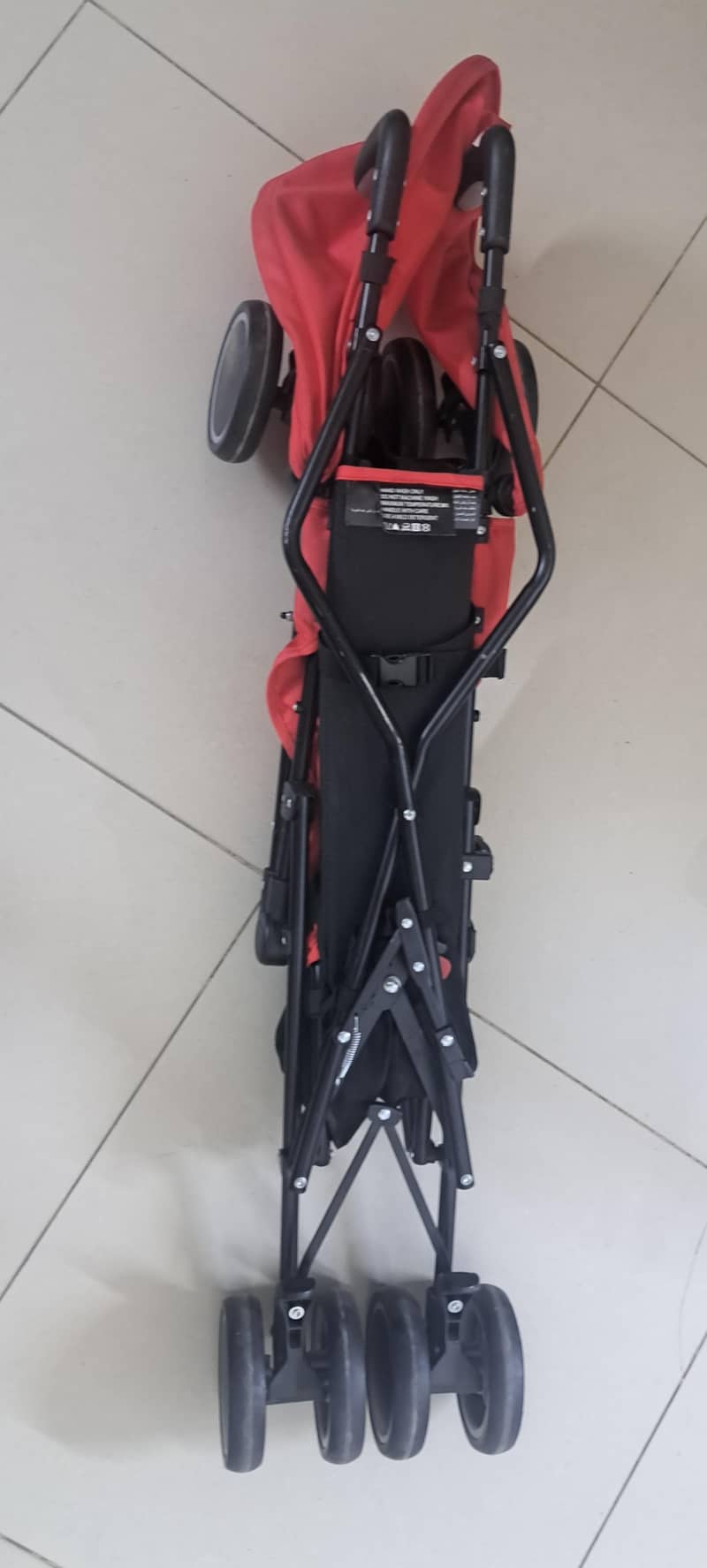 Red stroller 4