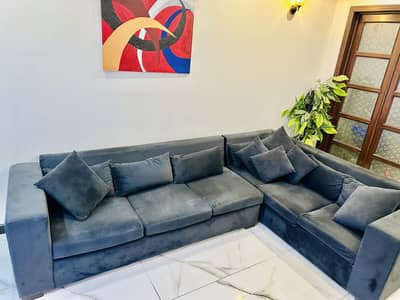 L-Shaped Lounge Sofa 7.75 Seater