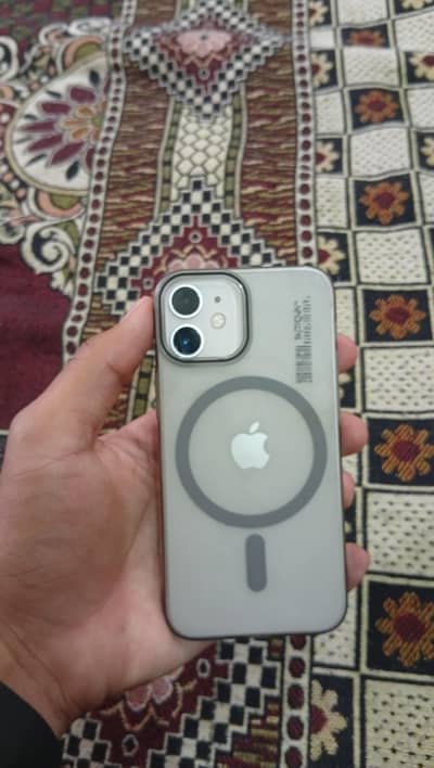 iPhone 12 MiNi