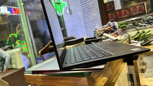 X1 Carbon i7 8th generation