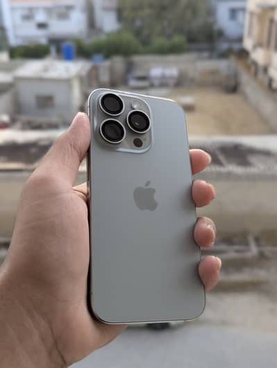 Iphone 15 pro Fuctory unlock non pta