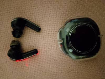 smart wireless earbuds