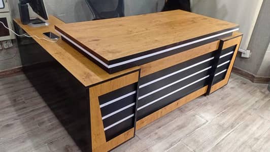 Executive office table uv lamination 5feet top