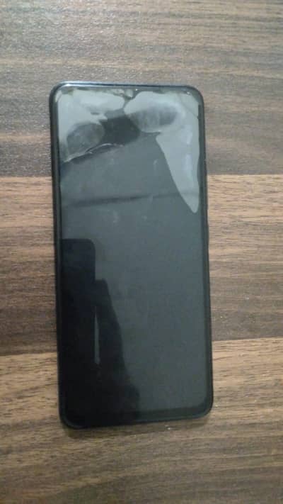 10/10 condition full box with original charger