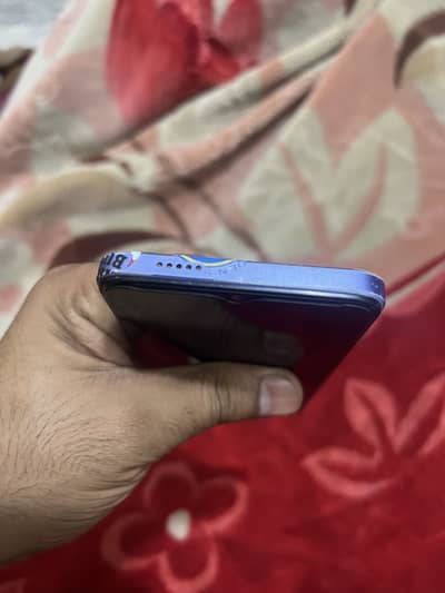 Vivo y02t 4/64 gb all okay only phone condition smana ha