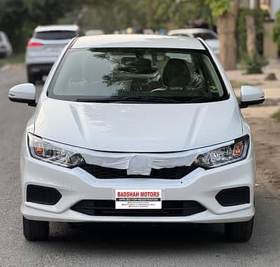 Honda City 1.2 Zero meter with Navigation back camera, Fog Lights