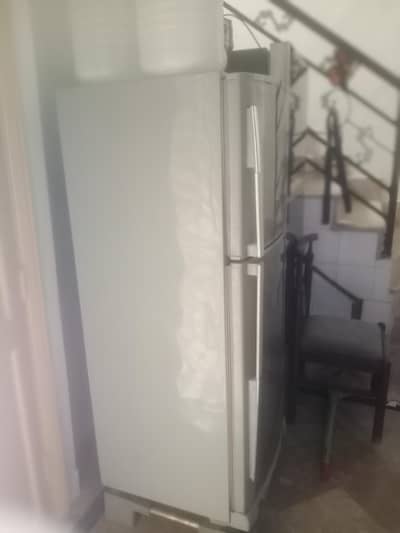 My freezer is very good condition freezer genuine condition mein hai