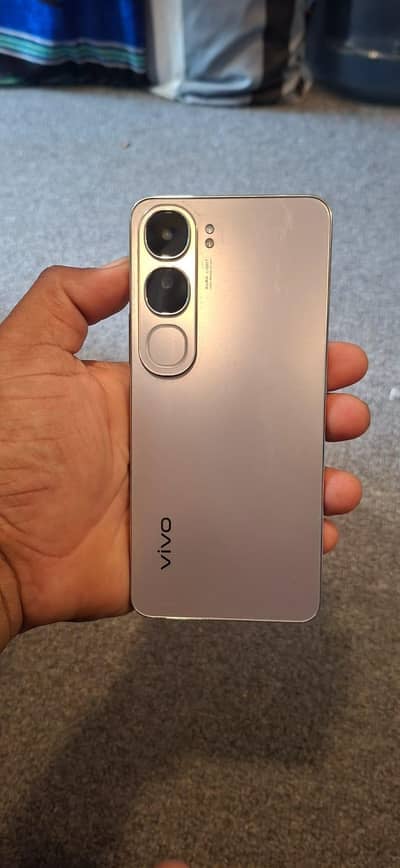 vivo y200