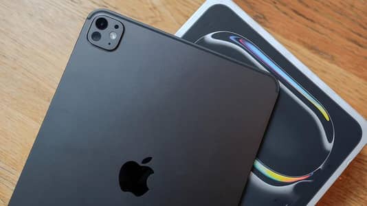 iPAD PRO M5 (11MONTHS WARRANTY) WITH BOX