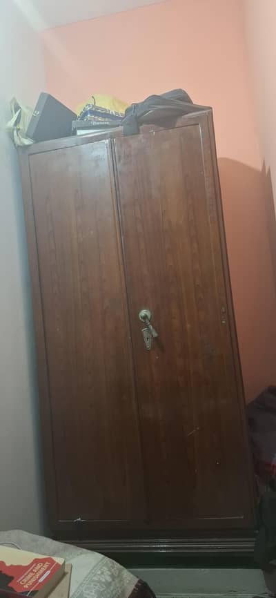 iron almari in perfect condition space issue