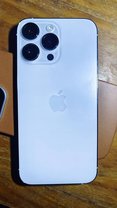 iPhone 14 pro max Silver