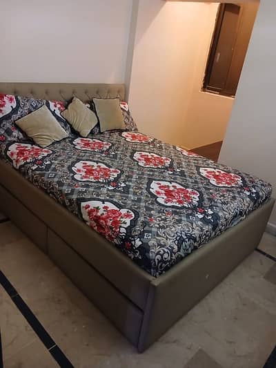Dha Fully Furnished Excuisite Studio For Rent Big Bukhari Prime Location Only Long Term