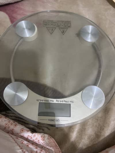 Digital weight machine