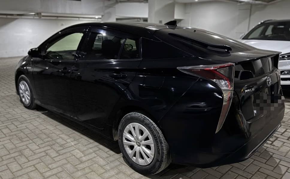 prius S push 8