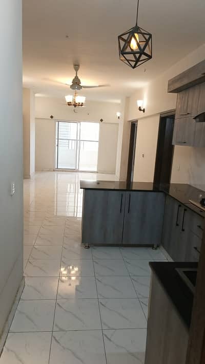 Prime Location 1800 Square Feet Flat For sale Available In Royal Defence Tower