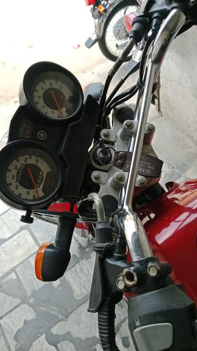 Yamaha yb125z  0313///4496///751