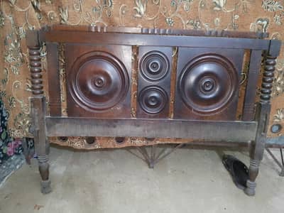 one peace single bed