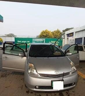 Toyota prius 1.5 urgent for sale