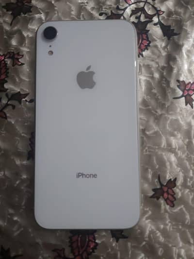 i phone XR 128 Gb