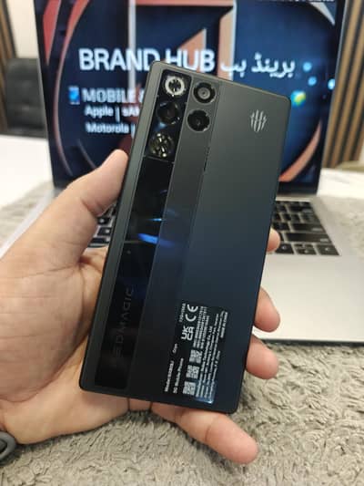 ZTE nubia RedMagic 11 Pro 12/256GB (Description Must Read)