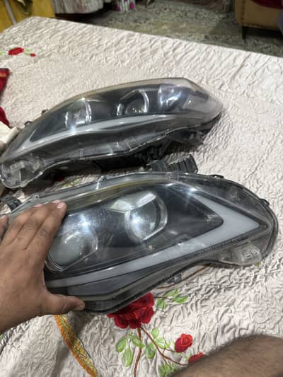 Toyota carolla gli 2010-2014 model nike lihgts