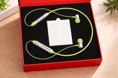 Green Wireless Neckband Bluetooth 4.1 Fast Charge