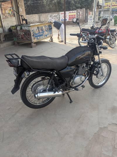 suzuki GS 150
