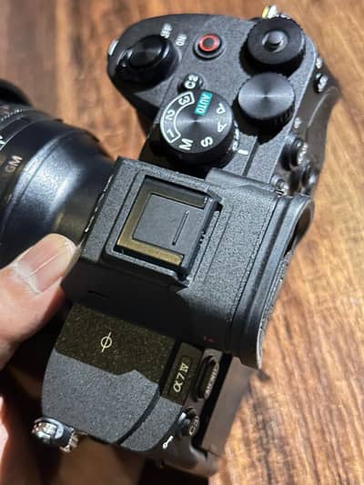 Sony A7 iv slightly used