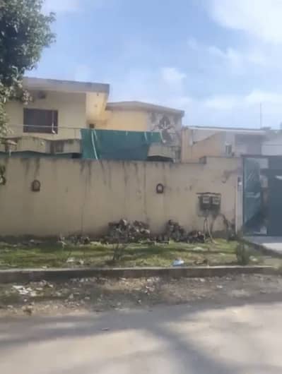 444 Square Yards House Situated In F-6/1 For Sale