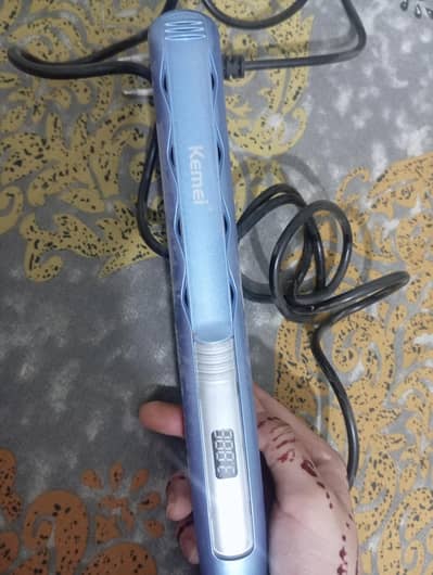 kemei straightener