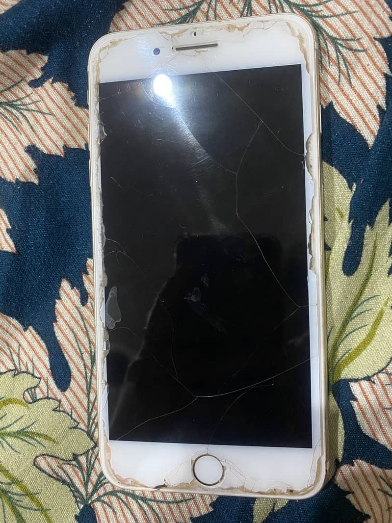 Apple iPhone 7 Plus 2