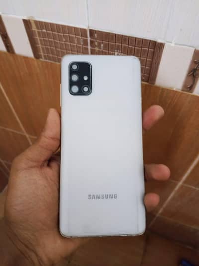 SAMSUNG A71 8/128 GB
