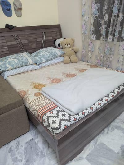 King Size Wooden Bed Set with Mattress – Neat & Clean Condition